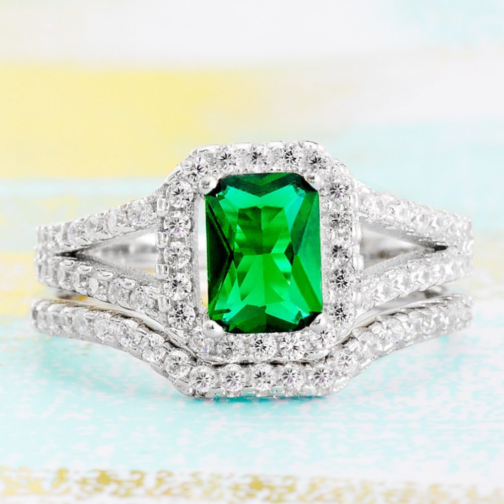 Emerald Green Gemstone Ring set, real 925 Sterling Silver Charmed Aroma BP